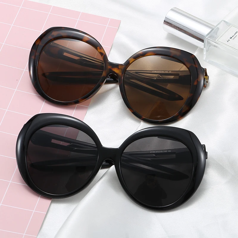 

Superhot Eyewear 25332 Fashion 2020 UV400 Plastic Round Women Sporty Butterfly Sunglasses