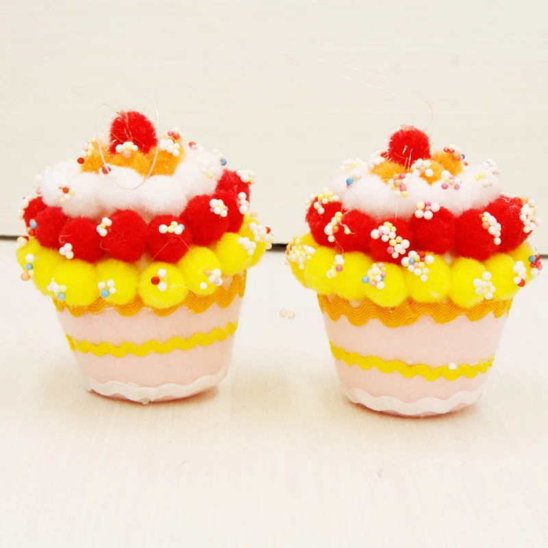 Christmas Ornaments Simulation Round Cupcake Hangers Two Boxes Wedding Arrangement Window Display
Christmas Ornaments Simulation Round Cupcake Hangers Two Boxes Wedding Arrangement Window Display