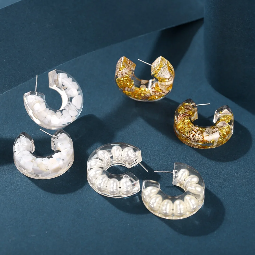New White Epoxy Semicircle Inlaid Earring Hook Creative Simple Letter C-shaped Earrings for Women
New White Epoxy Semicircle Inlaid Earring Hook Creative Simple Letter C-shaped Earrings for Women