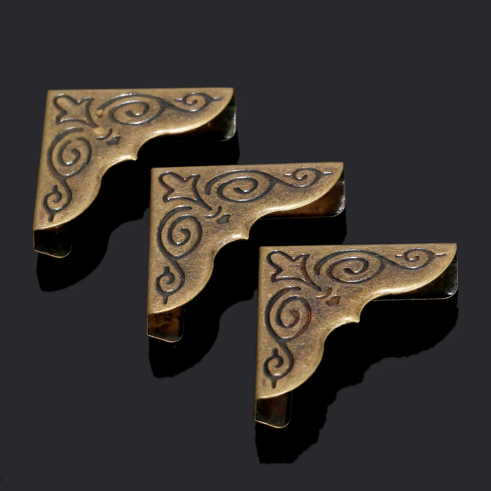 24pcs Antique Book Metal Corner Protector Album Scrapbook Book Wooden Box Decorative Iron Corner Brackets for furniture
24pcs Antique Book Metal Corner Protector Album Scrapbook Book Wooden Box Decorative Iron Corner Brackets for furniture