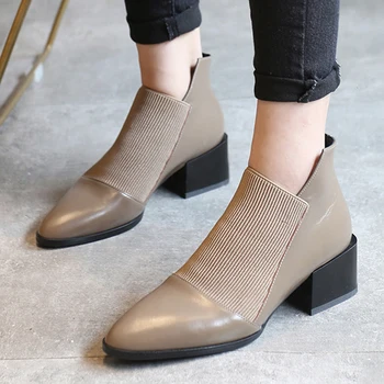 AIWEIYi Full Grain Leather Woman Ankle Boots Black Apricot Pointed toe Med Heels Short Boots Block Heels Autumn Winter Shoes
AIWEIYi Full Grain Leather Woman Ankle Boots Black Apricot Pointed toe Med Heels Short Boots Block Heels Autumn Winter Shoes