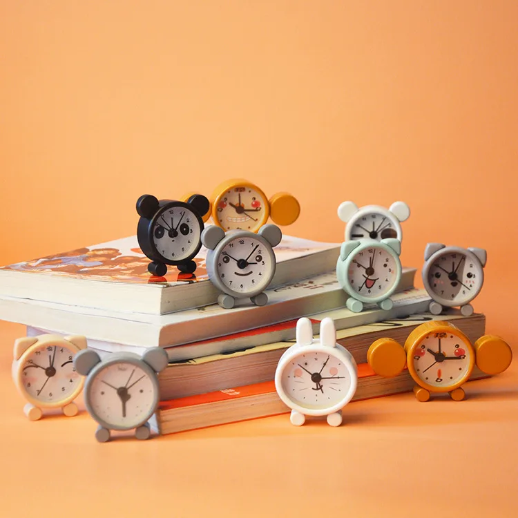 Popular Metal Small Alarm Clock Cartoon Cute Digital Children Student Travel Mini Alarm Clock Home Bedroom Decoration
Popular Metal Small Alarm Clock Cartoon Cute Digital Children Student Travel Mini Alarm Clock Home Bedroom Decoration