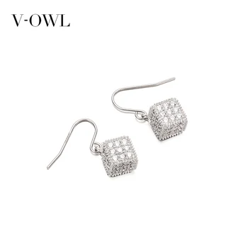 V-Owl Korean-Style Zircon Titanium Earrings Silver Color Cube Earrings Stylish and Generous Earrings for Women
V-Owl Korean-Style Zircon Titanium Earrings Silver Color Cube Earrings Stylish and Generous Earrings for Women