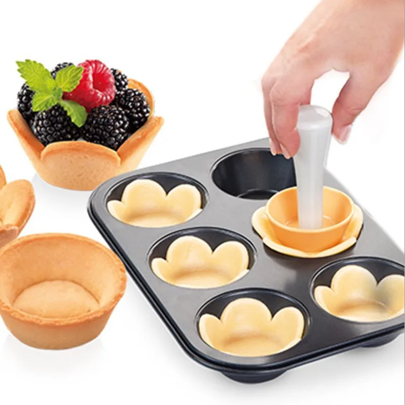 Creative Cake Cup Presser Model 6-Cup Cake Biscuit Mold Set Digging Holes Device Home Kitchen DIY Two-piece Bakeware Tool
Creative Cake Cup Presser Model 6-Cup Cake Biscuit Mold Set Digging Holes Device Home Kitchen DIY Two-piece Bakeware Tool