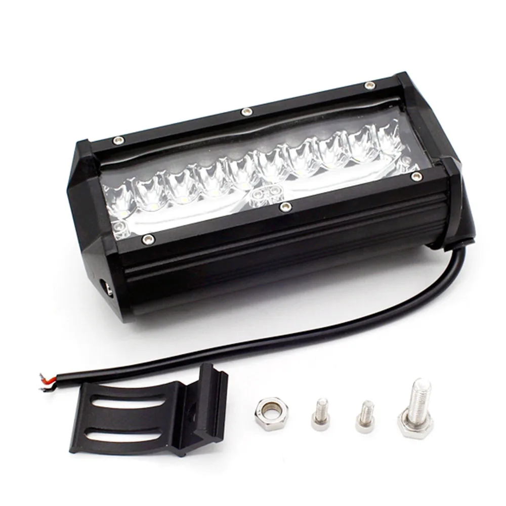 1pc Working Light 6.7" Car Motorcycle Truck Driving Working Fog LED Light Lamp 12V 24V Tri-Series 120W 6000K
1pc Working Light 6.7" Car Motorcycle Truck Driving Working Fog LED Light Lamp 12V 24V Tri-Series 120W 6000K