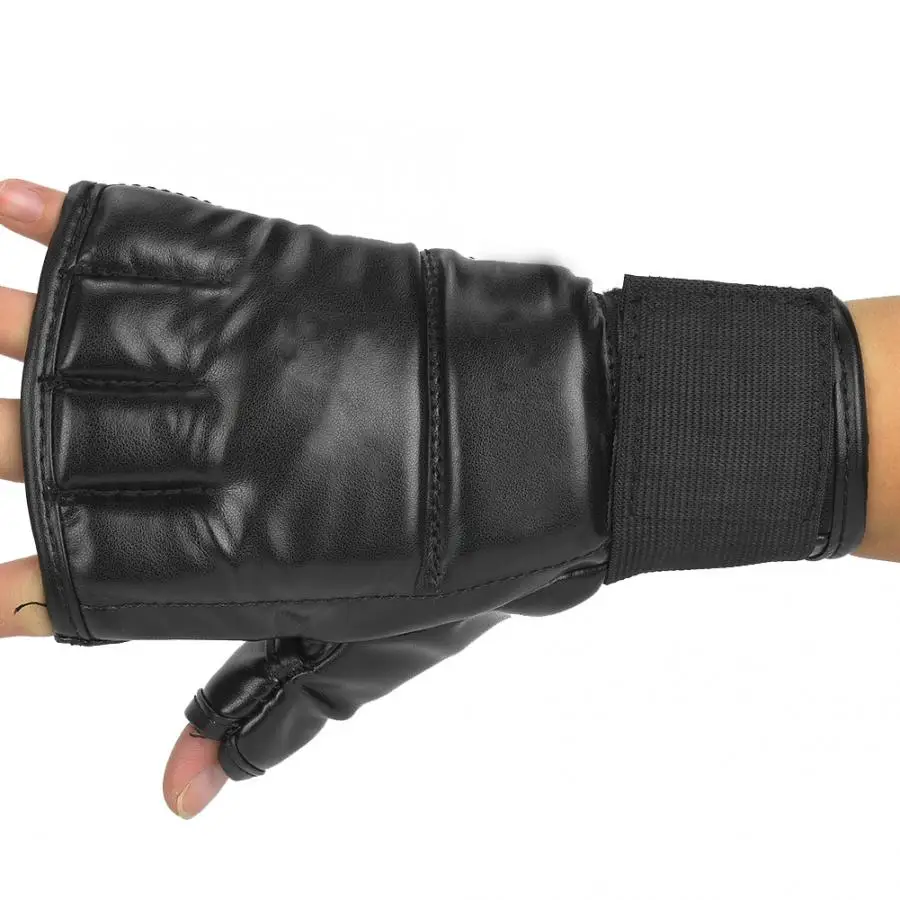 1 Pair Kids Boxing Gloves Punch Gloves Children Half Finger Boxing Gloves Kids Punching Training Mitts Fitness Equipment 
1 Pair Kids Boxing Gloves Punch Gloves Children Half Finger Boxing Gloves Kids Punching Training Mitts Fitness Equipment