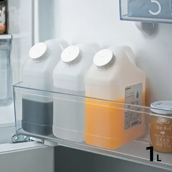 Japanese Juice Drink Bottle Storage Container Plastic Box Kitchen Organizer Bottling Containers 1L Portable Rice Wine Barrel
Japanese Juice Drink Bottle Storage Container Plastic Box Kitchen Organizer Bottling Containers 1L Portable Rice Wine Barrel