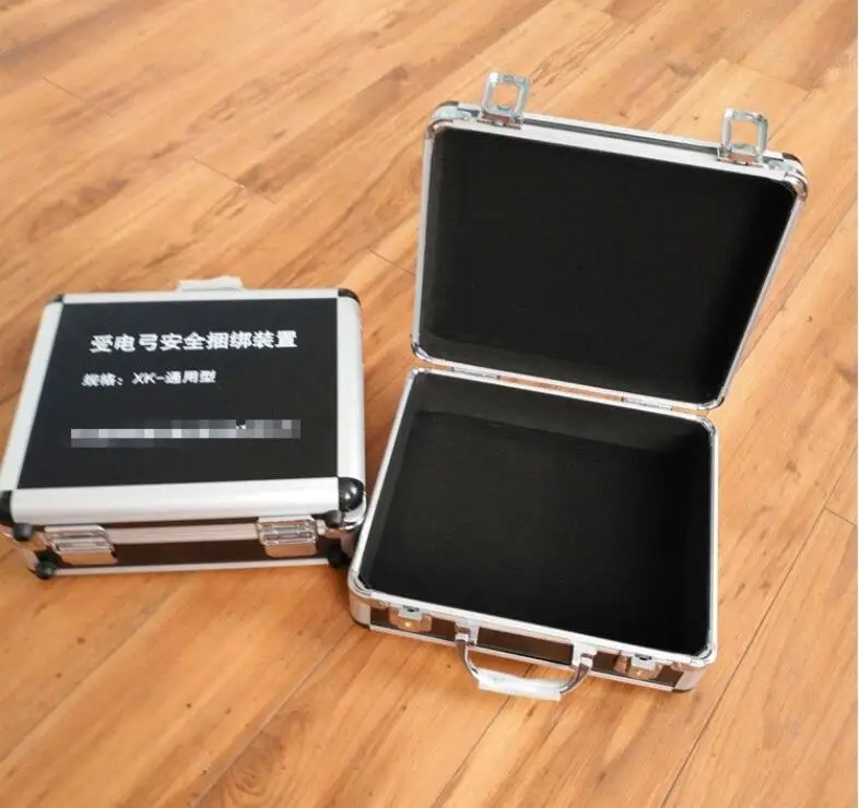 Aluminum box industry belt sells aluminum alloy toolboxes, equipment storage boxes, aluminum outdoor first aid kits
Aluminum box industry belt sells aluminum alloy toolboxes, equipment storage boxes, aluminum outdoor first aid kits