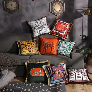 45Light luxury double-sided knit printed pillow with pillowcase and pillow, fringed raw edge cushion for sofa, seat, car seat
45Light luxury double-sided knit printed pillow with pillowcase and pillow, fringed raw edge cushion for sofa, seat, car seat