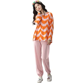 New Spring And Summer Women'S Silk Short Sleeve Shorts Two Piece Set Sexy Pajamas Imitation Silk Home Wear Set
New Spring And Summer Women'S Silk Short Sleeve Shorts Two Piece Set Sexy Pajamas Imitation Silk Home Wear Set