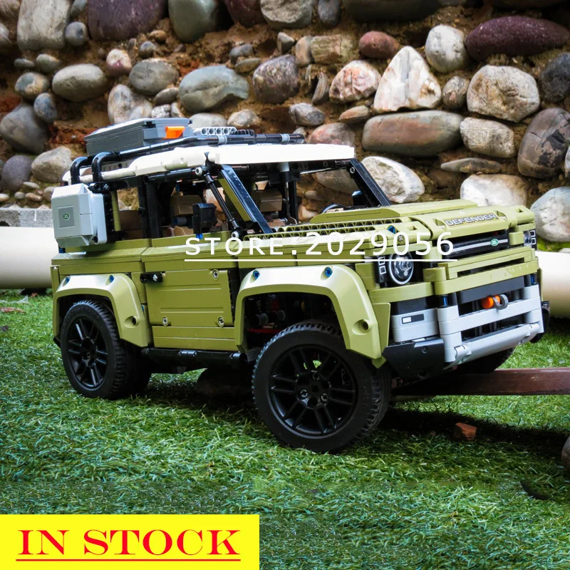 93018 SUV In Stock Technic Off-road SUV Car Series 2573PCS Model Building Compatible with 42110 21047 20086 20097 21001
93018 SUV In Stock Technic Off-road SUV Car Series 2573PCS Model Building Compatible with 42110 21047 20086 20097 21001