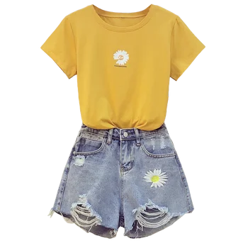 Women Summer Demin Short Set Large Plus Size 5xl Daisy T Shirt Top And Short Pant Two Piece Set Fashion Matching Set Big Outfit 
Women Summer Demin Short Set Large Plus Size 5xl Daisy T Shirt Top And Short Pant Two Piece Set Fashion Matching Set Big Outfit