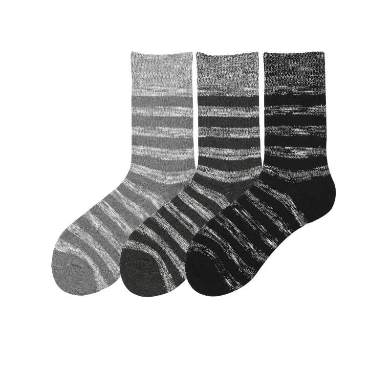 Christmas socks men's autumn and winter cotton thickening stripes Korean version street socks simple 
Christmas socks men's autumn and winter cotton thickening stripes Korean version street socks simple