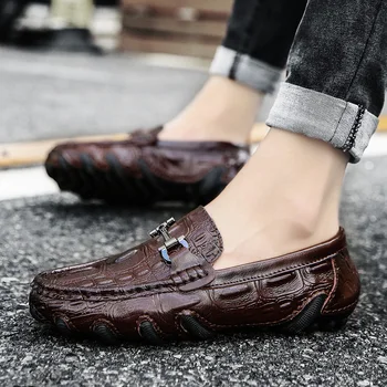 Men Loafers Genuine Leather Boat Shoes outdoor fahsion Comfortable Male Slip-on Men Casual Shoes Flats Moccasins big size 47
Men Loafers Genuine Leather Boat Shoes outdoor fahsion Comfortable Male Slip-on Men Casual Shoes Flats Moccasins big size 47