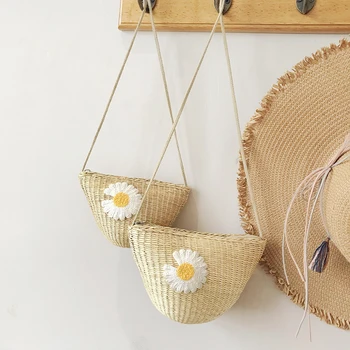Fashion Causal Rattan Woven Straw Bag Summer Women Crossbody Bags Girls Small Tote Beach Phone Purse for Vacation
Fashion Causal Rattan Woven Straw Bag Summer Women Crossbody Bags Girls Small Tote Beach Phone Purse for Vacation