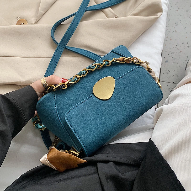 Sac A Main Scrub Leather Small Shoulder Bags For Women 2020 Winter Silk Scarf Designer Trend Handbags Women'S Trending Hand Bag
Sac A Main Scrub Leather Small Shoulder Bags For Women 2020 Winter Silk Scarf Designer Trend Handbags Women'S Trending Hand Bag