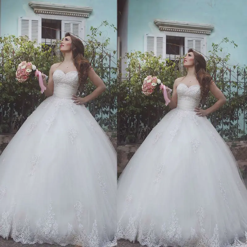 

Romantic Sweetheart Ball Gown Tulle Appliques Lace Camo Wedding Dresses 2020 Backless Court Train Vestidos De Novia 6513