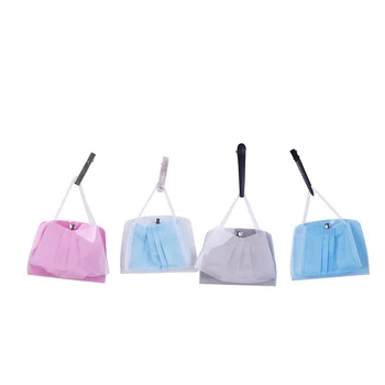 1Pcs Practical Portable Mask Flat Storage Box Disposable Mask Temporary Clip Dustproof Holder Home Storage Random Color
1Pcs Practical Portable Mask Flat Storage Box Disposable Mask Temporary Clip Dustproof Holder Home Storage Random Color
