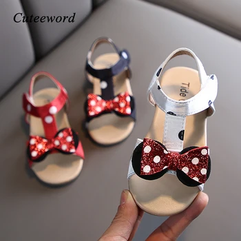 Girls Sandals 2020 Summer New Fashion Children's Soft Bottom Non-slip Princess Shoes Leather Toddler Sandals Little Girl Shoes
Girls Sandals 2020 Summer New Fashion Children's Soft Bottom Non-slip Princess Shoes Leather Toddler Sandals Little Girl Shoes