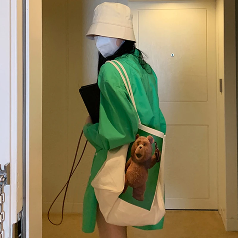 ZCSMLL Корейская Весенняя зеленая винтажная модная блузка с отложным воротником Свободная Повседневная рубашка с длинным рукавом Женский Топ Лето 2022
ZCSMLL Корейская Весенняя зеленая винтажная модная блузка с отложным воротником Свободная Повседневная рубашка с длинным рукавом Женский Топ Лето 2022