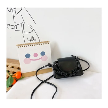 2020 Fashion Trend Little Girls Messenger Bag Lightweight Small Crossbody Purse Adjustable Straps PU Leather Shoulder Handbag
2020 Fashion Trend Little Girls Messenger Bag Lightweight Small Crossbody Purse Adjustable Straps PU Leather Shoulder Handbag