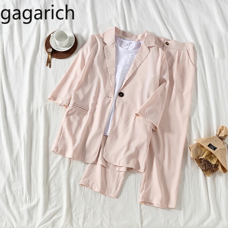 Gagarich Women Suit Spring Ladies Three Quarter Sleeve Single Button Blazer Tops Straight Ankle Length Pants Elegant 2 Piece Set
Gagarich Women Suit Spring Ladies Three Quarter Sleeve Single Button Blazer Tops Straight Ankle Length Pants Elegant 2 Piece Set