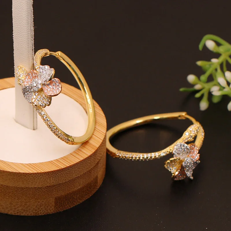 

Vanifin Fashion Jewelry Graceful Flowers Hoop Earrings Micro Paved for Woman Wedding Engagement Luxury Bridal Earring Gift