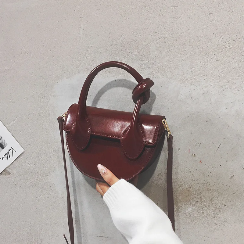 Bags Origional Cool Bag Women's 2019 Korean-style Summer Oil Skin Mini Dumpling Bag Shoulder Handbag
Bags Origional Cool Bag Women's 2019 Korean-style Summer Oil Skin Mini Dumpling Bag Shoulder Handbag