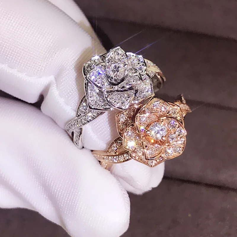 Fashion Elegant Women Dazzling Flower Ring CZ Zircon Anniversary Ring High Quality Delicated Crystal Wedding Engagement Rings
Fashion Elegant Women Dazzling Flower Ring CZ Zircon Anniversary Ring High Quality Delicated Crystal Wedding Engagement Rings
