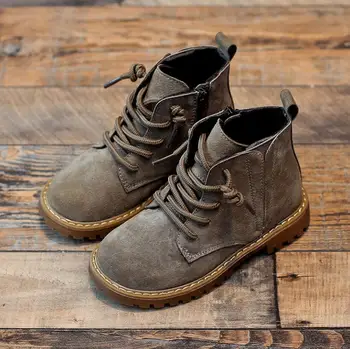 New Winter Children Shoes Genuine Leather Waterproof Martin Boots Kids Snow Boots Brand Girls Boys Rubber Boots Fashion Sneakers
New Winter Children Shoes Genuine Leather Waterproof Martin Boots Kids Snow Boots Brand Girls Boys Rubber Boots Fashion Sneakers