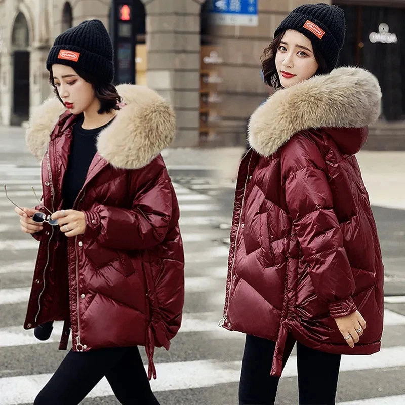 2022 Winter New Large Fur Collar Down Jacket Women Fashion Wine Red Mid-Length White Duck Down Cotton Padded Parkas Female Coat
2022 Winter New Large Fur Collar Down Jacket Women Fashion Wine Red Mid-Length White Duck Down Cotton Padded Parkas Female Coat