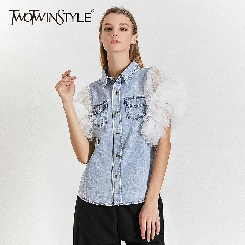 TWOTWINSTYLE Ruffles Denim Patchwork Women's Jacket Lapel Collar Puff Sleeve Autumn Female Coats 2020 Fashion New Clothing
TWOTWINSTYLE Ruffles Denim Patchwork Women's Jacket Lapel Collar Puff Sleeve Autumn Female Coats 2020 Fashion New Clothing