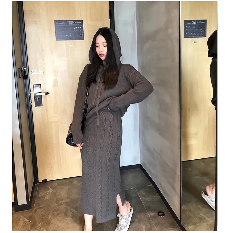 Genayooa High Quality Winter Women Two Piece Set Knitted 2 Piece Set Casual Sweater Pollover And Skirt 2019 Winter Suits
Genayooa High Quality Winter Women Two Piece Set Knitted 2 Piece Set Casual Sweater Pollover And Skirt 2019 Winter Suits