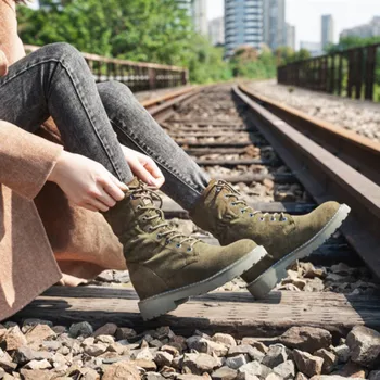 Retro Black Shoes Women Warm Martin Boots Shoes Autumn Lady Ankle footware Fashion Brand British Style Female botas mujer Boots
Retro Black Shoes Women Warm Martin Boots Shoes Autumn Lady Ankle footware Fashion Brand British Style Female botas mujer Boots