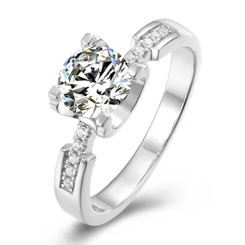 1 Carat D Color Moissanite Four-Claw Bull Head Slim Waist Ring 925 Sterling Silver Perfect Cut Moissanite Ring with Certificate
1 Carat D Color Moissanite Four-Claw Bull Head Slim Waist Ring 925 Sterling Silver Perfect Cut Moissanite Ring with Certificate