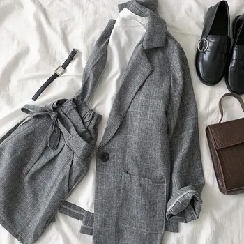 2020 Spring summer Women two piece set Casual tops + shorts plus size plaid Top Female Office Suit Set Women's 2 Piece Set
2020 Spring summer Women two piece set Casual tops + shorts plus size plaid Top Female Office Suit Set Women's 2 Piece Set