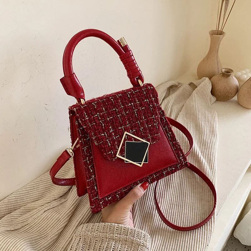 Fashion Trapezoid Women Handbags High Quality Wool Square Shoulder Bags Designer Lock Women Messenger Bags Female Plaid Tote New
Fashion Trapezoid Women Handbags High Quality Wool Square Shoulder Bags Designer Lock Women Messenger Bags Female Plaid Tote New