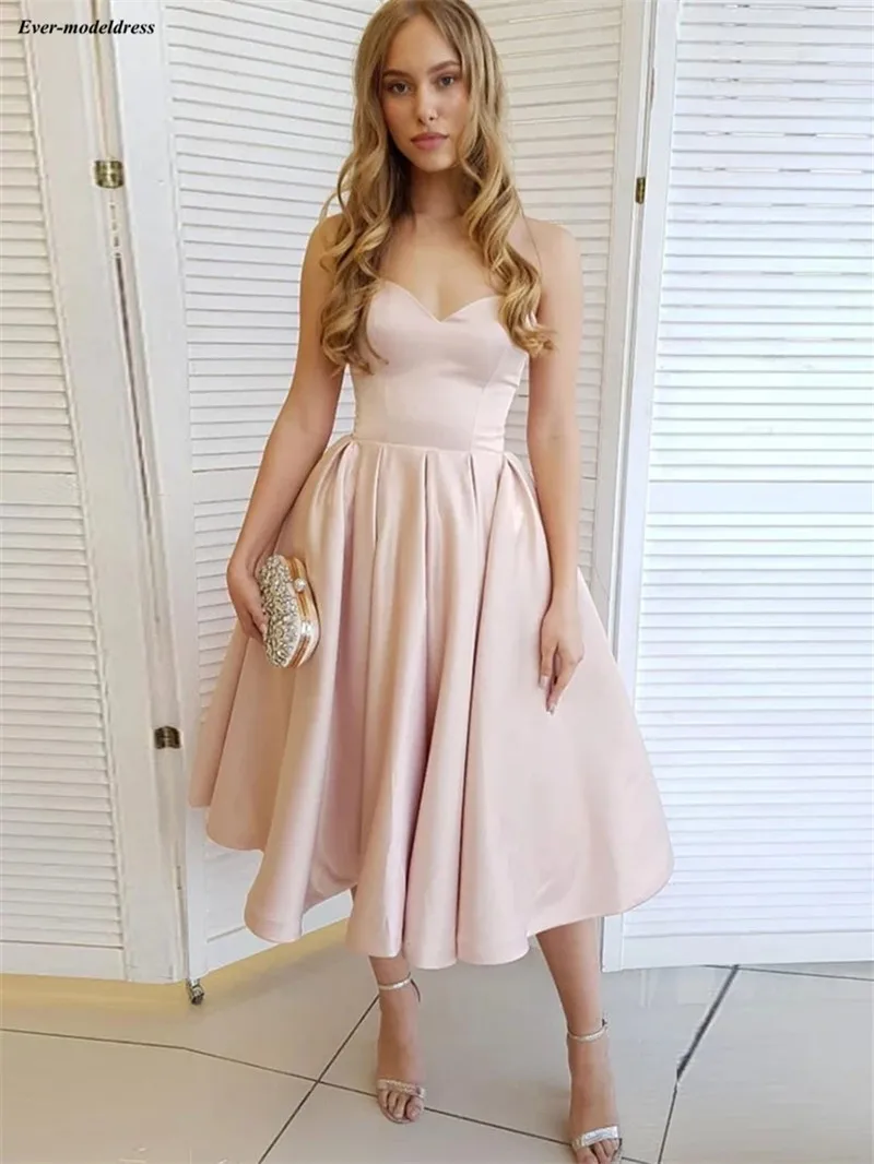 Simple Short Prom Dresses 2020 Sweetheart Lace Up Back Tea-Length Homecoming Dress Vestidos De Festa Evening Party Gowns Cheap
Simple Short Prom Dresses 2020 Sweetheart Lace Up Back Tea-Length Homecoming Dress Vestidos De Festa Evening Party Gowns Cheap
