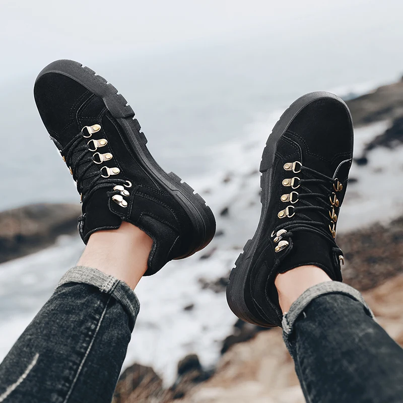 Men's Martin boots men's new high-cut tooling men's shoes Korean version of the British wild desert boots men's help tide shoes
Men's Martin boots men's new high-cut tooling men's shoes Korean version of the British wild desert boots men's help tide shoes