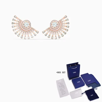 2020 Fashion SWA New SPARKLING DANCE DIAL UP Pierced Earrings Charming Ring Pulsating Crystal Decoration Female Jewelry Gift
2020 Fashion SWA New SPARKLING DANCE DIAL UP Pierced Earrings Charming Ring Pulsating Crystal Decoration Female Jewelry Gift