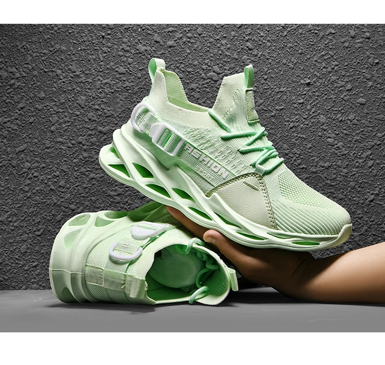 Men's shoes breathable fly weaving 2020 yezi hot style shoes trendy casual knife peak shoes summer sports running shoes me