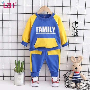 LZH Childrens Clothing Set 2020 New Boys Girls Loose Sports Suit Printed Color Matching Tops + Casual Pants Kids Fashion Suit
LZH Childrens Clothing Set 2020 New Boys Girls Loose Sports Suit Printed Color Matching Tops + Casual Pants Kids Fashion Suit