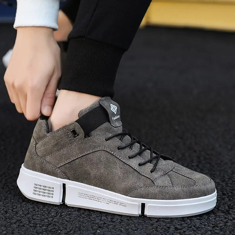 Spring Autumn Light Outside Lace-up Footwear Fashion Casual Shoes For Men Quality Flats Wear-resisting Male Sneaker
Spring Autumn Light Outside Lace-up Footwear Fashion Casual Shoes For Men Quality Flats Wear-resisting Male Sneaker