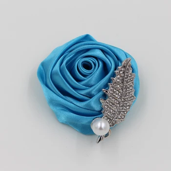 New Wedding Groom Groomsman Boutonniere Man Corsage Handmade Satin Rose With Silver Crystal Leaf Brooch Men Suit Brooches Flower
New Wedding Groom Groomsman Boutonniere Man Corsage Handmade Satin Rose With Silver Crystal Leaf Brooch Men Suit Brooches Flower