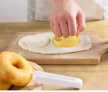 Food Desserts Maker Gadgets Donut Mold Creative Kitchen Accessories Cutter Supplies Kitchen Cooking Decorating Tools
Food Desserts Maker Gadgets Donut Mold Creative Kitchen Accessories Cutter Supplies Kitchen Cooking Decorating Tools