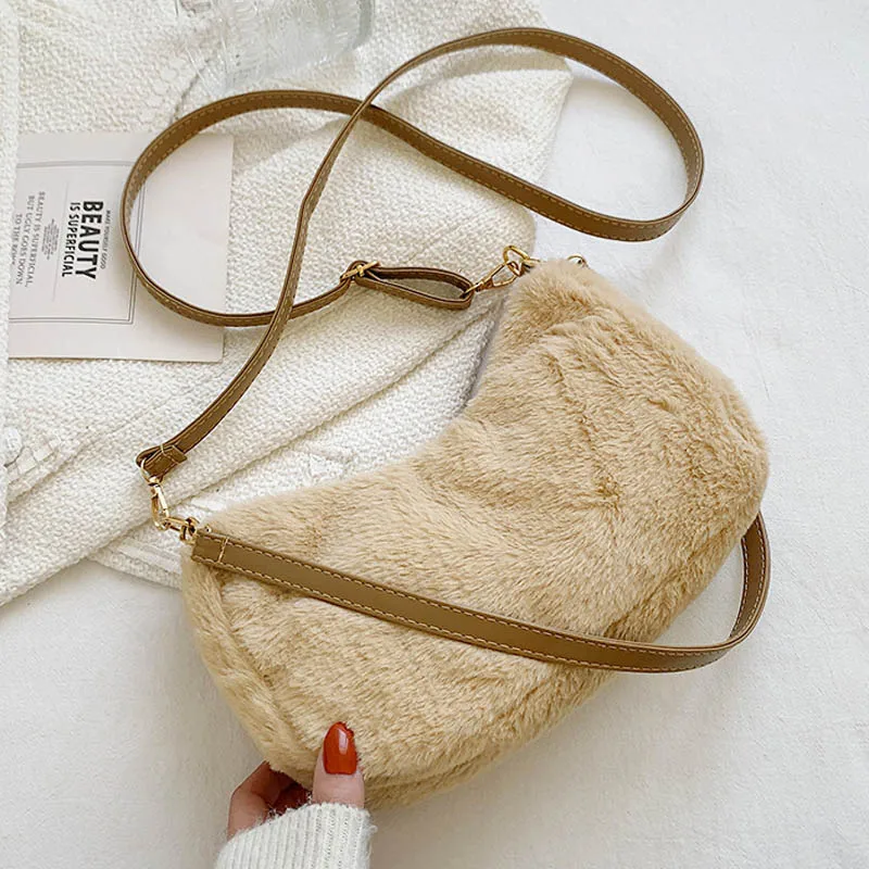 Winter New Plush Handbag Women Clutches Purse Large Capacity Shoulder Bag Armpit Dumpling Bag Casual Travel Women Crossbody Bags
Winter New Plush Handbag Women Clutches Purse Large Capacity Shoulder Bag Armpit Dumpling Bag Casual Travel Women Crossbody Bags