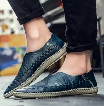 Men Comfortable Classic Sneakers Summer Outdoors Joppings Breathable Lightweight Sports Running Shoes 2020 
Men Comfortable Classic Sneakers Summer Outdoors Joppings Breathable Lightweight Sports Running Shoes 2020