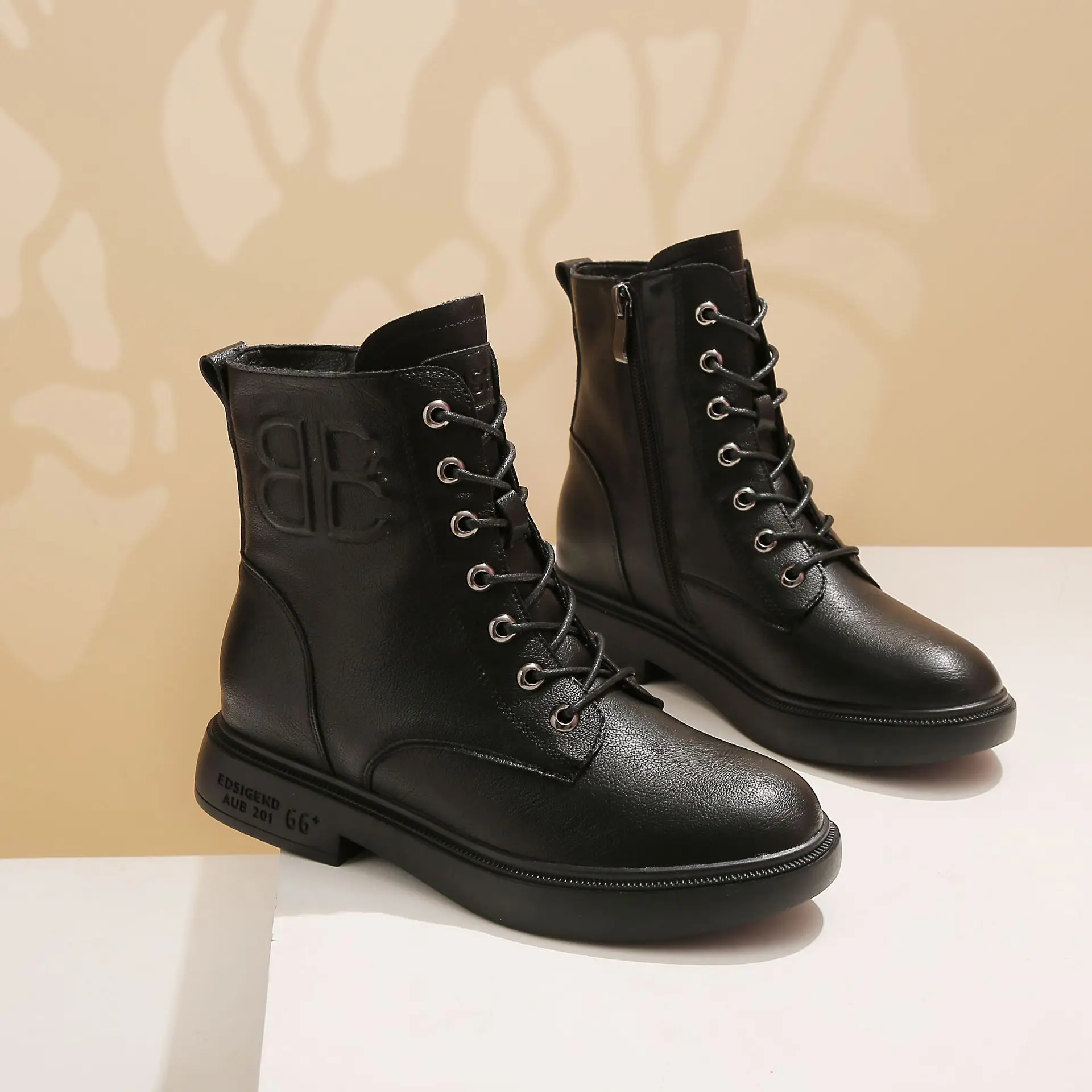 2019 New Style Flat Short Boots Women's Versatile British-Style Short Martin Shoes Women's Autumn And Winter plus Velvet Casual
2019 New Style Flat Short Boots Women's Versatile British-Style Short Martin Shoes Women's Autumn And Winter plus Velvet Casual