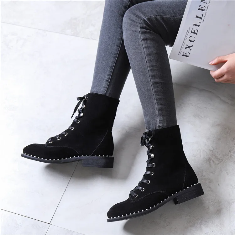 Dull Polish Cowhide Martin Boots Women's 2019 Autumn And Winter New Style British Style plus Velvet Short Boots Chunky Heel Loco
Dull Polish Cowhide Martin Boots Women's 2019 Autumn And Winter New Style British Style plus Velvet Short Boots Chunky Heel Loco