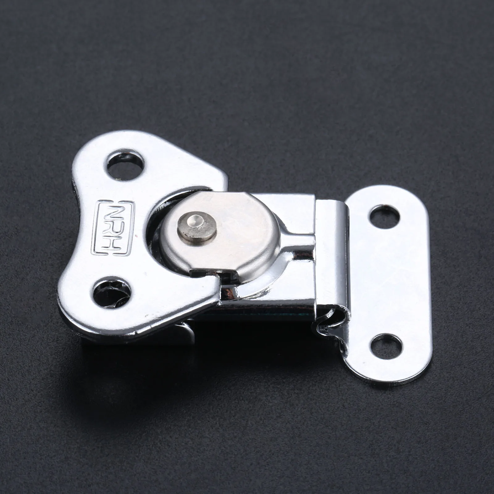 1Pc Stainless Steel Butterfly Toggle Latch Catch Hasps Clamp Wooden Box Toolbox Buckle Rotary Lock For Flight Case 52*38mm
1Pc Stainless Steel Butterfly Toggle Latch Catch Hasps Clamp Wooden Box Toolbox Buckle Rotary Lock For Flight Case 52*38mm